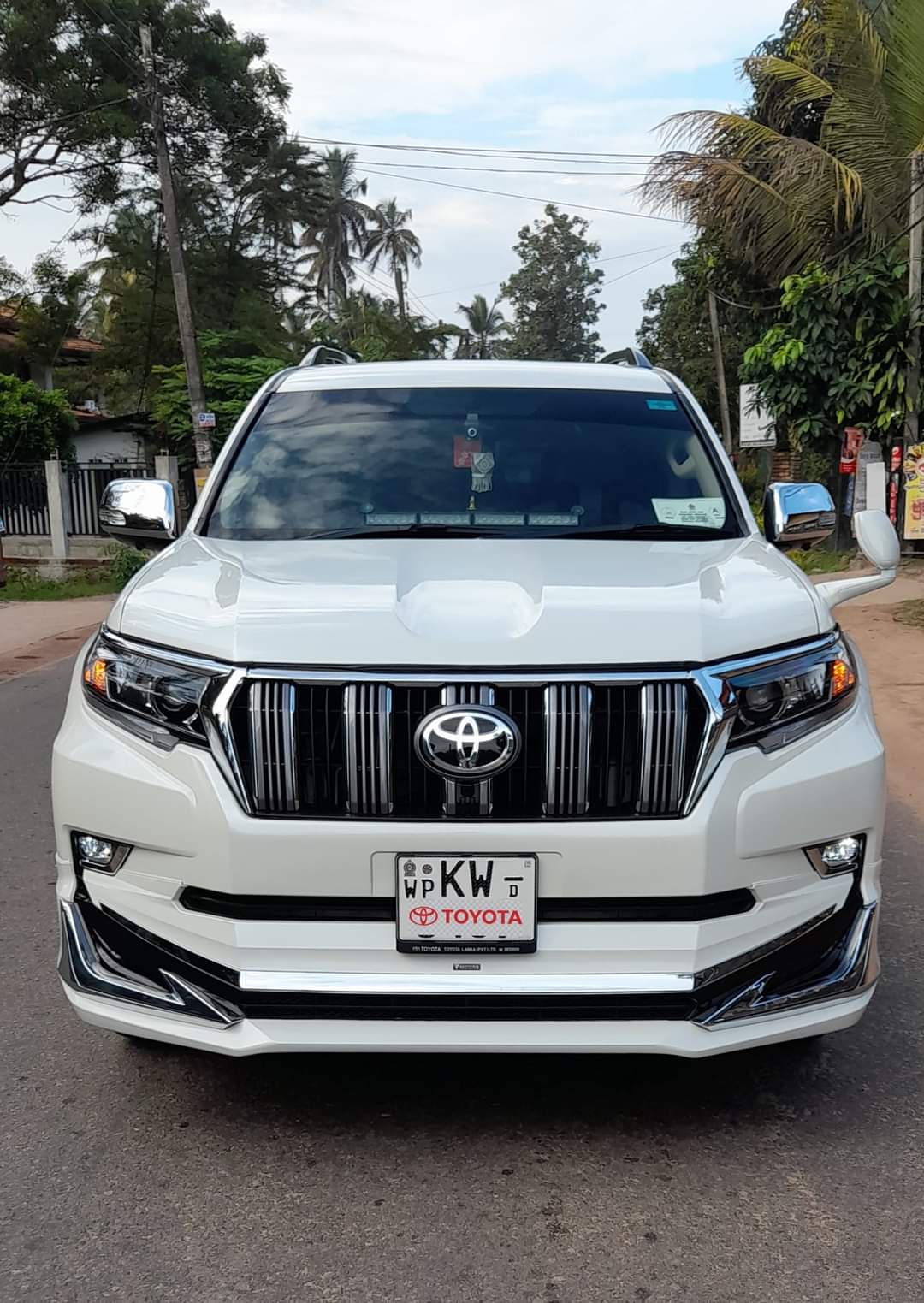 land crcruiser prado 150