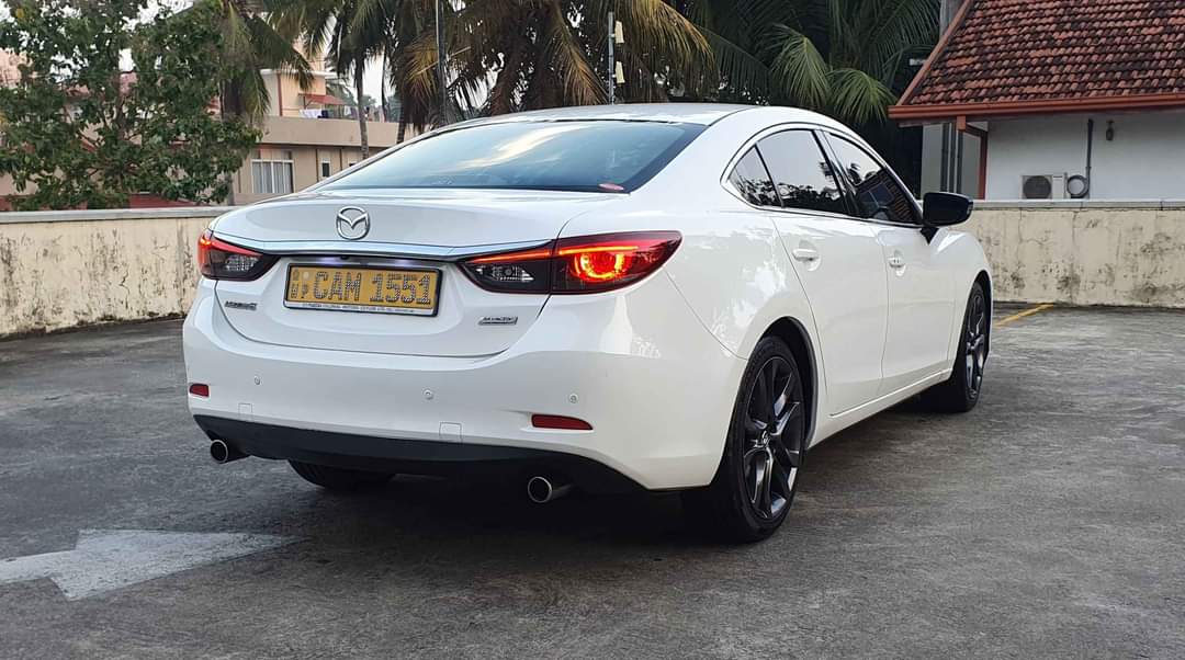 Mazda 6