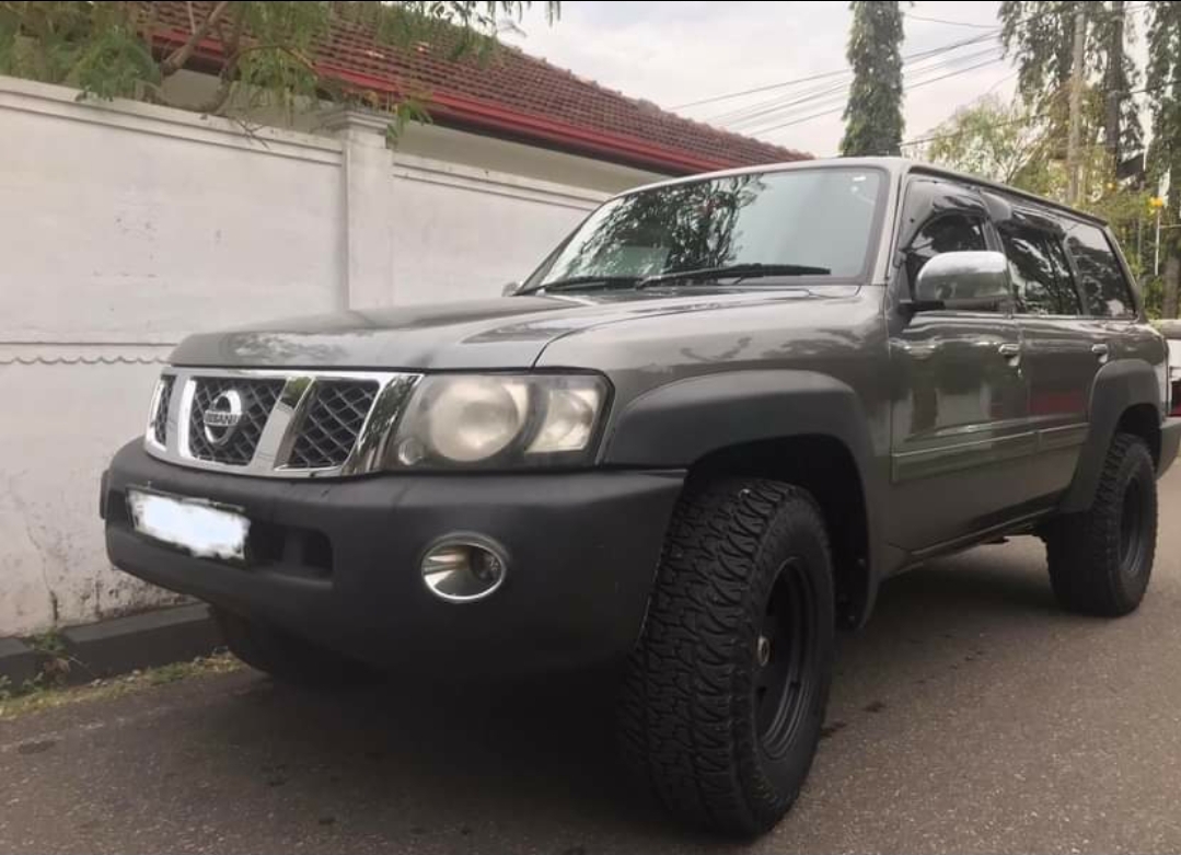 Nissan Petrol y61