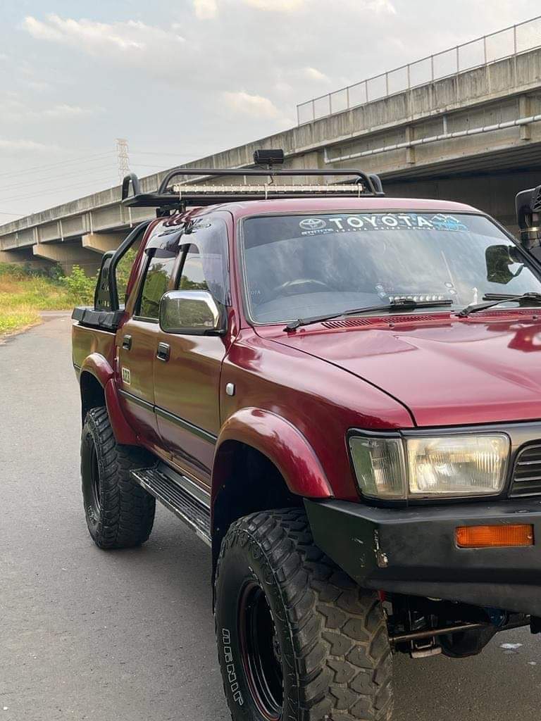 Hilux LN 106 for sale sri lanka