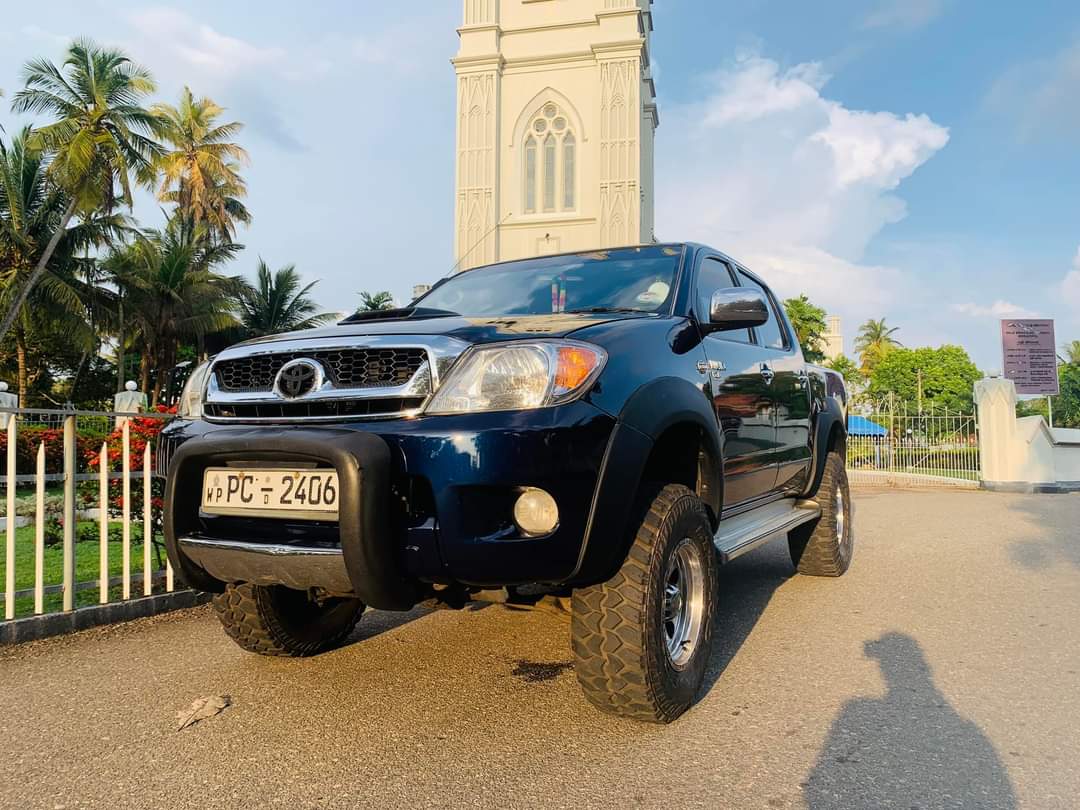Toyota hilux for sale sri lanka