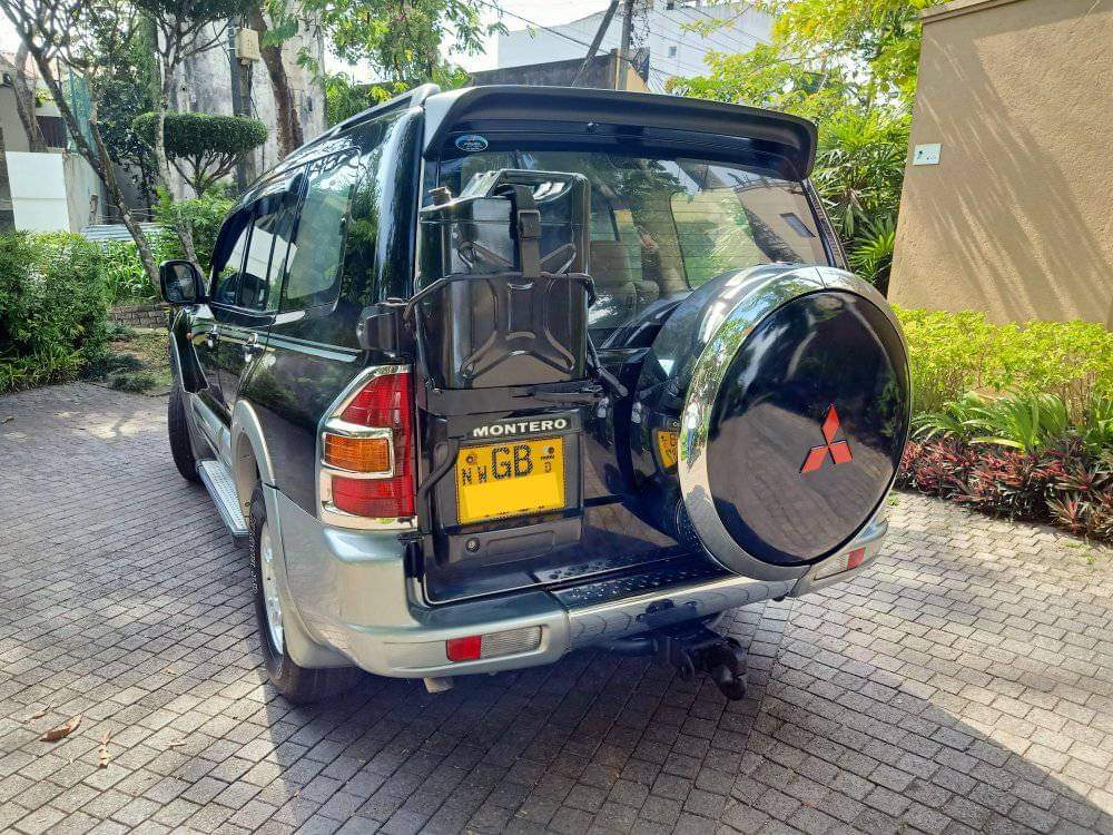 Mitsubishi Montero v76 sri lanka