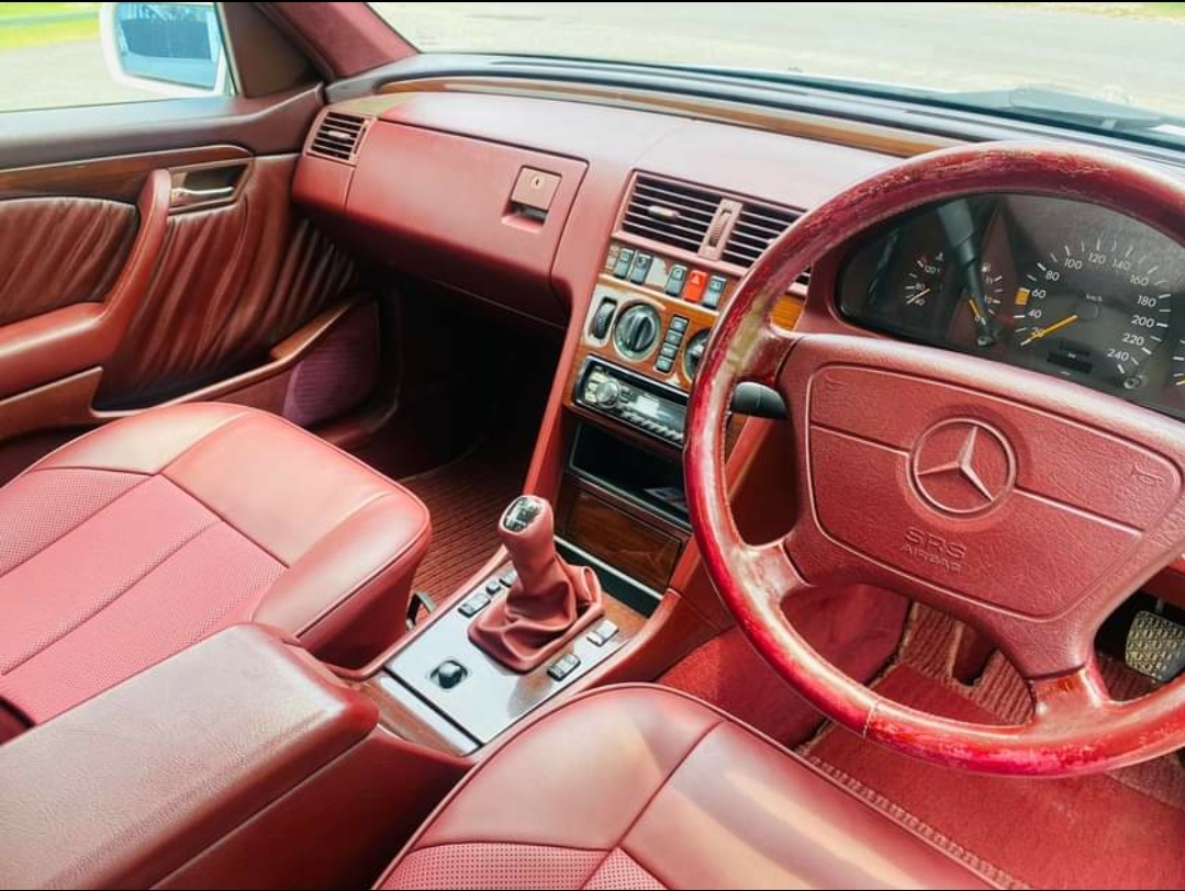 MeMercedes Benz w202 c180