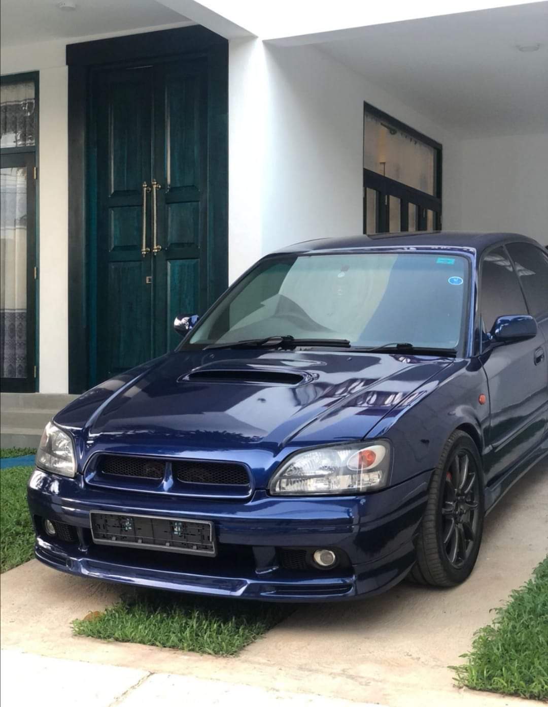 Subaru lelegacy b4