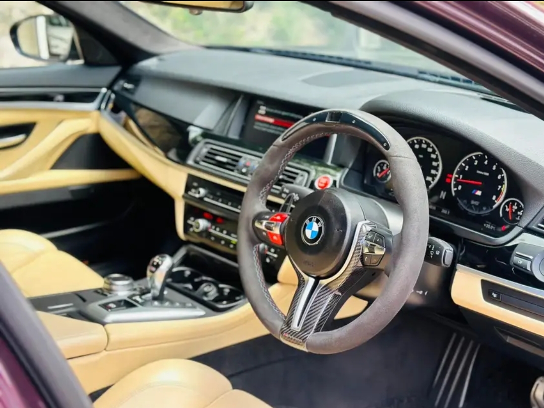 BMW M5