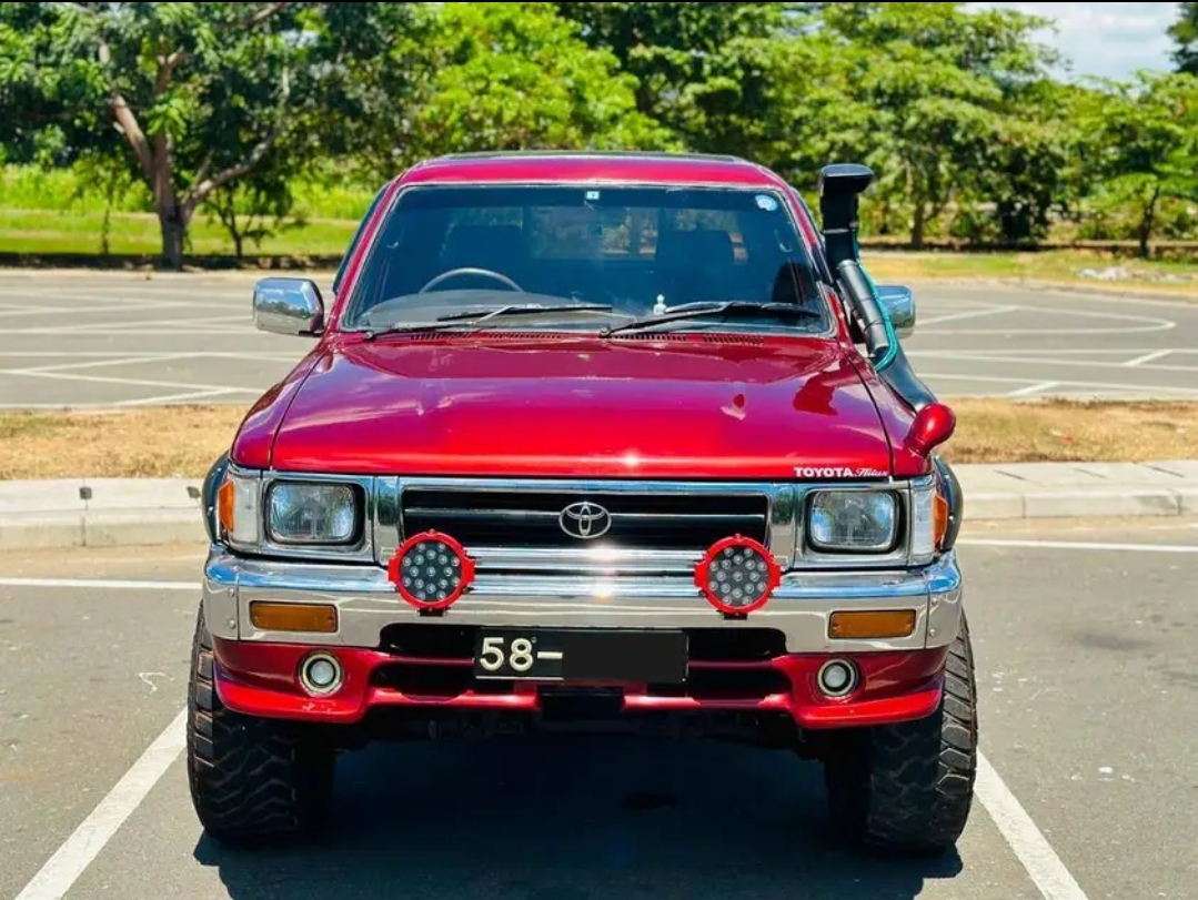 Toyota hilux for sale sri lanka