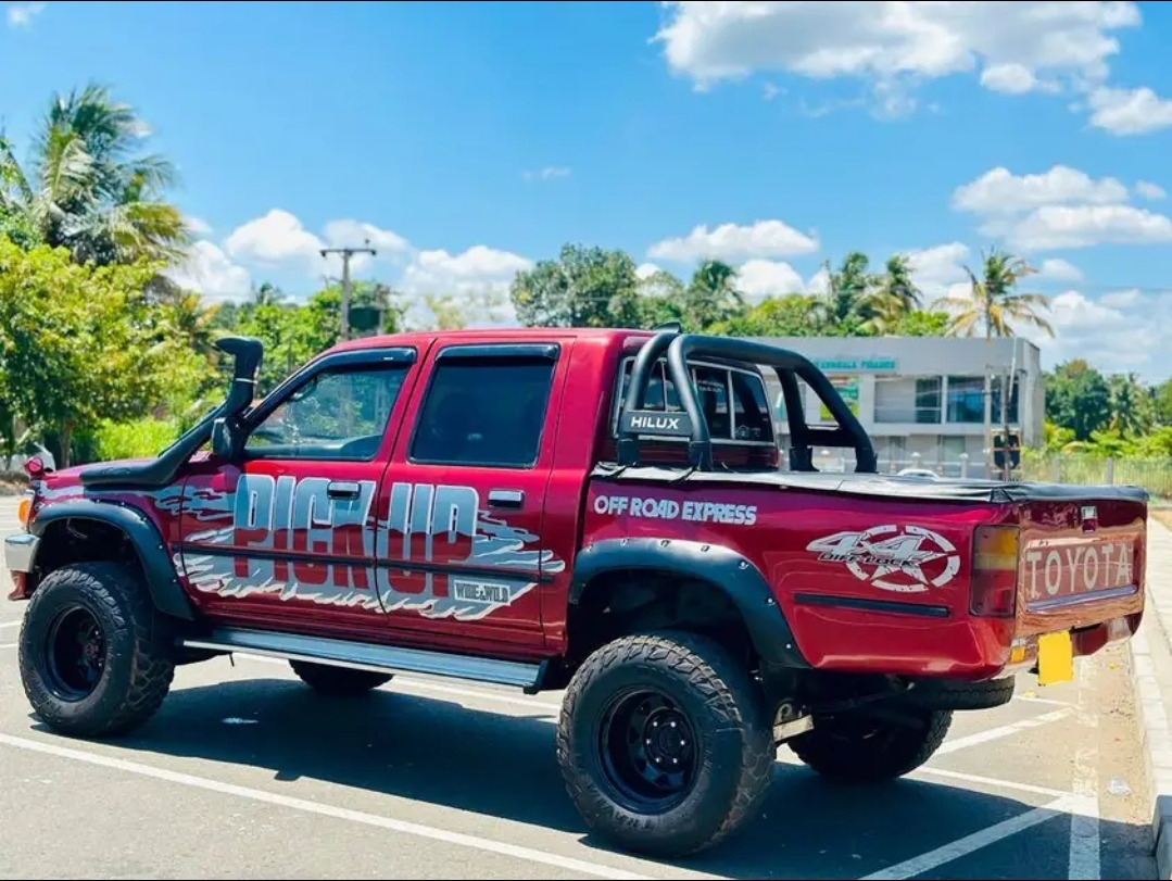Toyota hilux for sale sri lanka