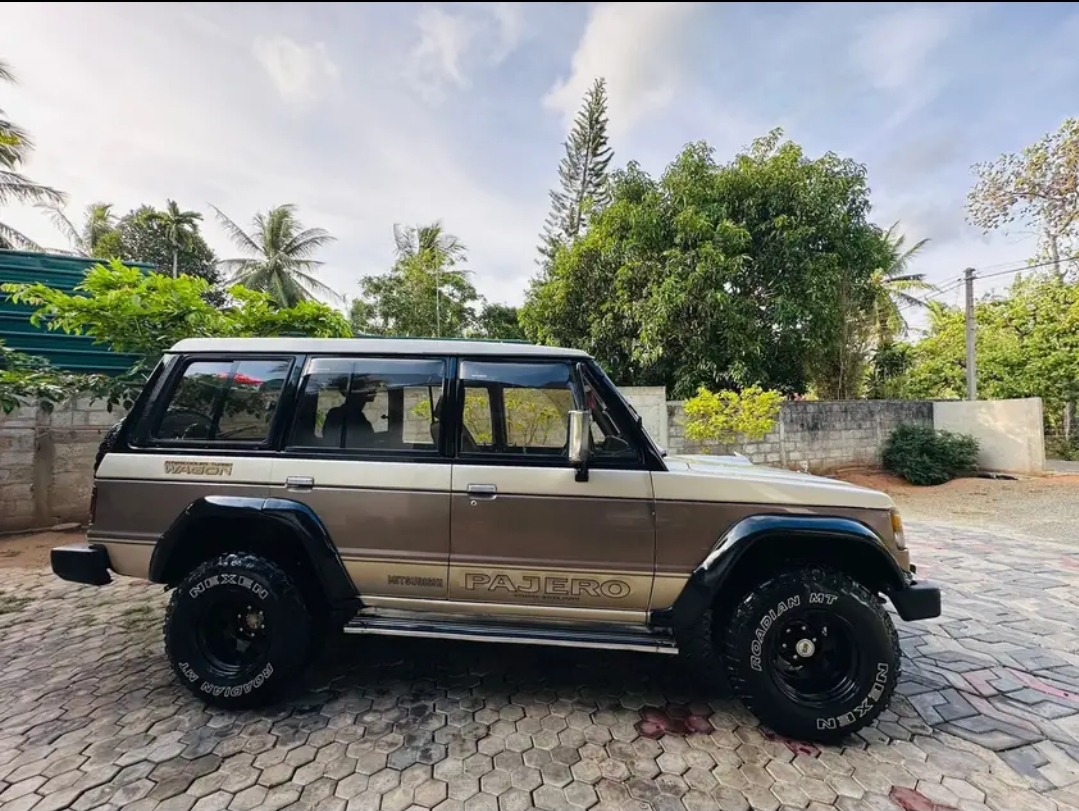 Mitsubishi pajero 1987