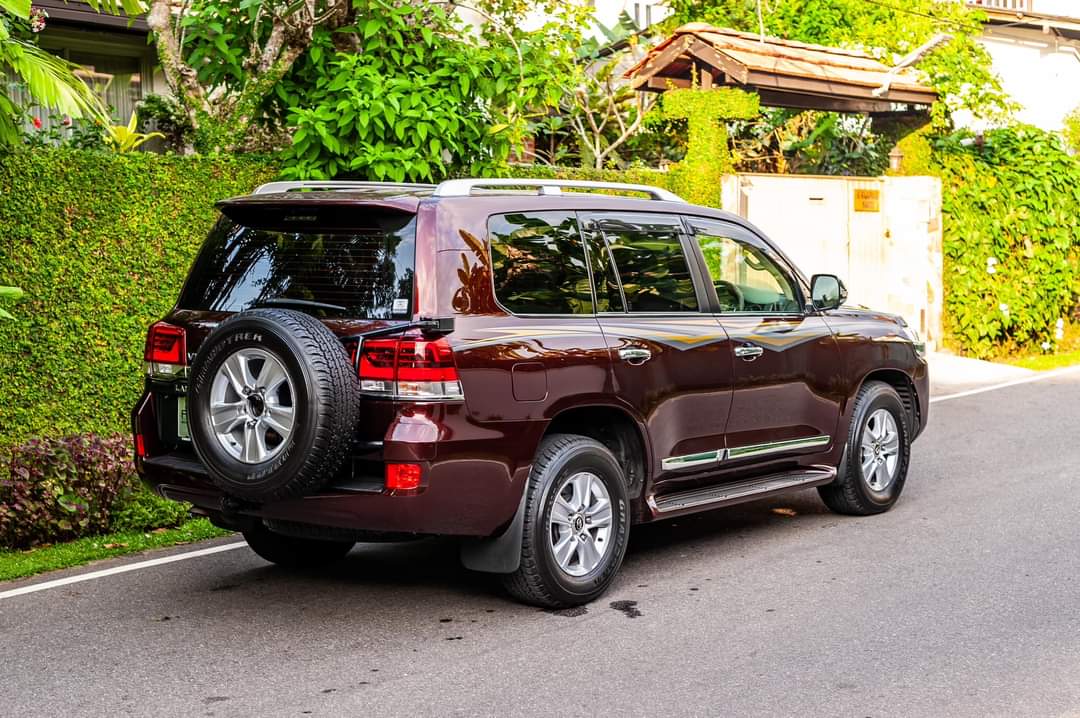 Toyota land cruiser v8 for sale