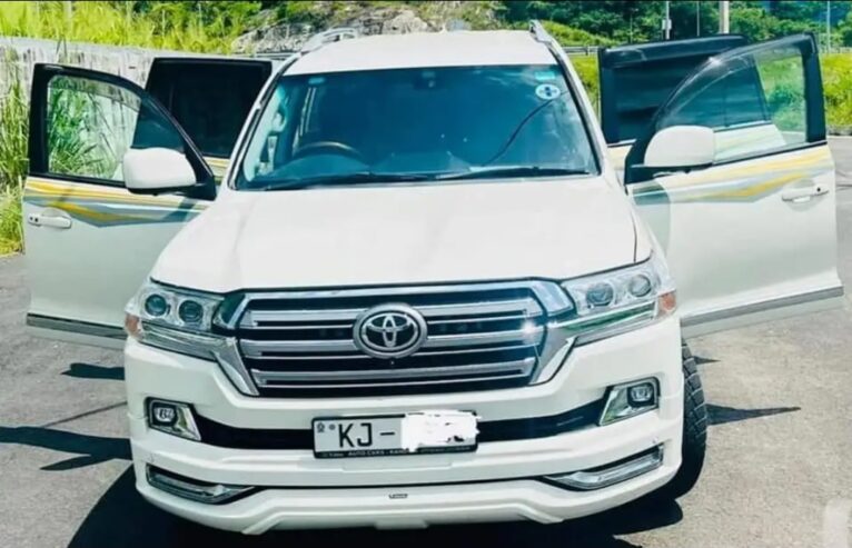 Toyota landcruiser for sale lanka