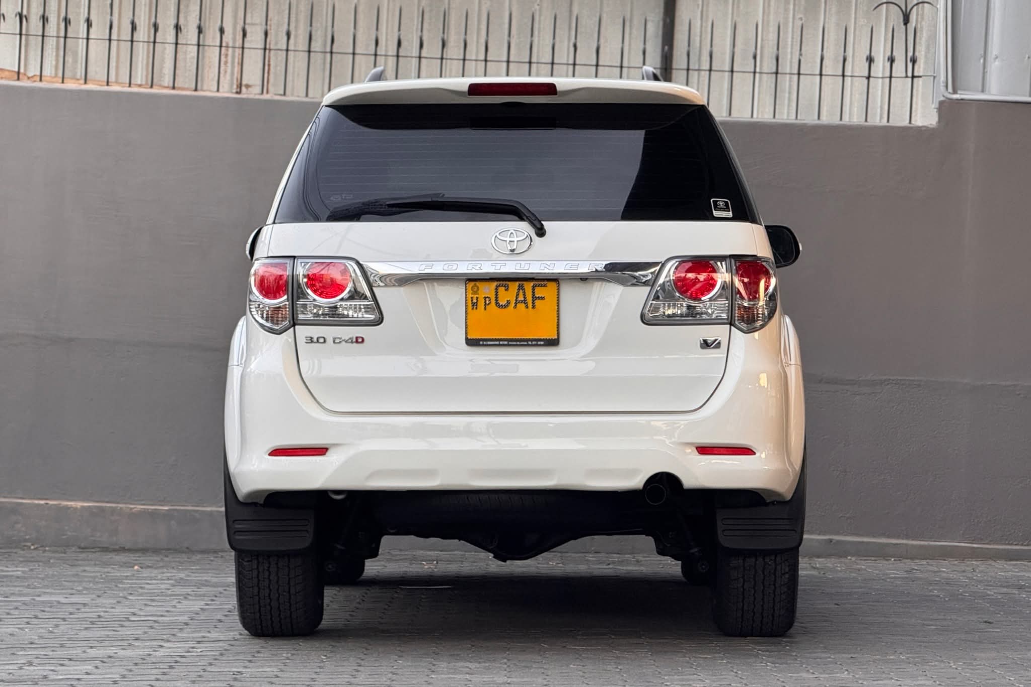 Toyota fortuner for sale sri lanka