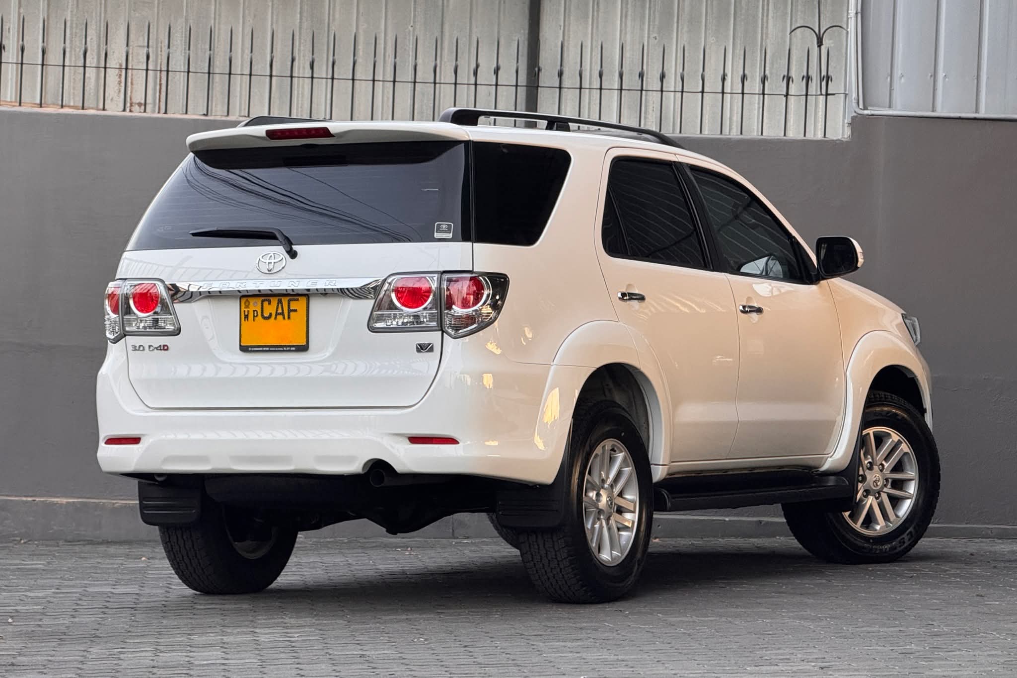Toyota fortuner for sale sri lanka