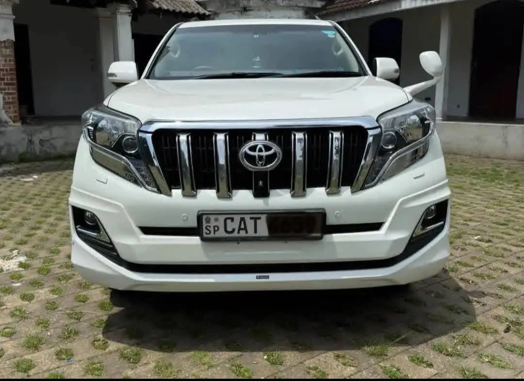 Toyota land ccruser for sri lanka